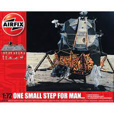 The landing page step is ideal for any type of landing page or lead gen page. Airfix One Step For Man 50th Anniversary Of Apollo 11 Moon Landing 1 72 Slot Car Union