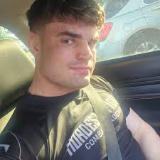 Leg day and bagwork. Blonde is gone 🔥 #fitness #boxing #bjj