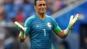 يحتفل حارس مرمى المنتخب المصري الأسبق عصام الحضري بخطوبة ابنته شدوى في فندق رويال مكسيم.وأقيم الحفل في مساء الخميس الثالث من يونيو. ØªØµØ¯ÙŠØ§Øª Ø±Ø§Ø¦Ø¹Ø© Ù„Ù€ Ø¹ØµØ§Ù… Ø§Ù„Ø­Ø¶Ø±ÙŠ ÙÙŠ ØªØ§Ø±ÙŠØ® Ù…Ø´Ø§Ø±ÙƒØ§ØªÙ‡ Ù…Ø­Ù„ÙŠØ§ ÙˆØ¯ÙˆÙ„ÙŠØ§ ÙÙŠØ¯ÙŠÙˆ