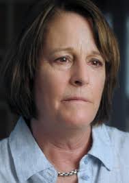 Laura Healy's Instagram, Twitter & Facebook