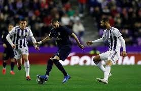 وأعلن الفرنسي زين الدين زيدان المدير الفني لفريق ريال مدريد، عن قائمة فريقه لمباراة بلد الوليد، والتي شهدت عودة البلجيكي إدين هازارد بعد تعافيه من الإصابة التي تعرض لها، بالإضافة إلى تواجد النجم البرازيلي مارسيلو، وقال زيدان عن تقنيه الفيديو في الدوري. Ù…Ø¨Ø§Ø±Ø§Ø© Ø¨Ù„Ø¯ Ø§Ù„ÙˆÙ„ÙŠØ¯ ÙˆØ±ÙŠØ§Ù„ Ù…Ø¯Ø±ÙŠØ¯ ÙÙŠ Ø§Ù„Ø¯ÙˆØ±ÙŠ Ø§Ù„Ø¥Ø³Ø¨Ø§Ù†ÙŠ Ø§Ù„ØªÙŠØ§Ø± Ø§Ù„Ø§Ø®Ø¶Ø±