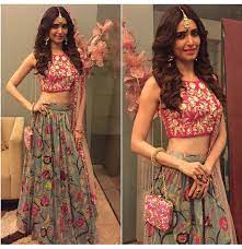 Pin By Loshieni Shri On Pretty Lenghas Indian Bridesmaids Couture Outfits Fashion