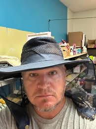 🎄🎁🎄🎁🎄🎁🎄🎁🎄🎁🎄🎁🎄🎁🎄 We're here until 2pm today if anyone needs a  last second Christmas gift!!! I want to reach out to EVERYONE that has  supported us this year and wish you a Merry