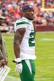 Le'veon bell was ruled out of the jets game against the dolphins with the flu but went bowling instead. Le Veon Bell Wikipedia