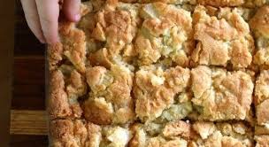 42% fat, 55% carbs, 4% protein. Apple Slice Recipe The Famous 5 Ingredient One