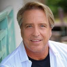 Darren Lefebvre's Instagram, Twitter & Facebook