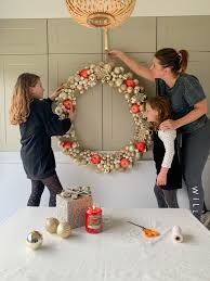 Diy Pool Noodle Christmas Wreath With Yankee Candle Oh So Kel