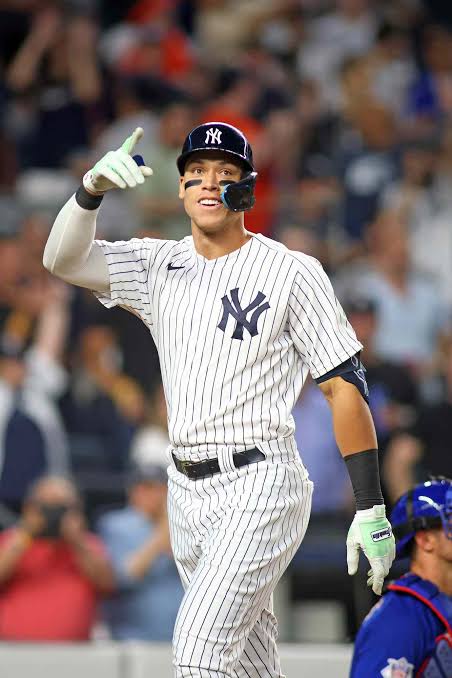 Yankees' Aaron Judge Talks Playing Catch With His Dad as a Kid
