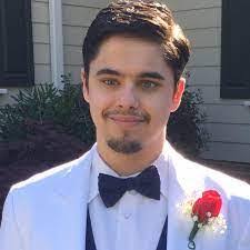 Jessica Epson's Instagram, Twitter & Facebook