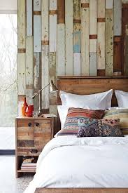 Sometimes pallets are coated or soaked in toxic chemicals to extend their lifespan and keep bugs away. Unique Pallet Wood Wall Design 70 Ideas And Do It Yourself