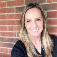 Brooke Parker's Instagram, Twitter & Facebook