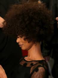 It disperses the airflow over a larger area of hair, says celebrity hairstylist mia santiago.while a concentrated nozzle targets a very specific area, a diffuser does completely the opposite. The 11 Best Diffusers For Curly Hair Allure