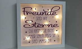Bilderrahmen Beleuchteter Bilderrahmen Freunde Ein Designerstuck Von Tulli Maus Bei Dawanda Beleuchteter Bilderrahmen Bilderrahmen Bilderrahmen Gestalten