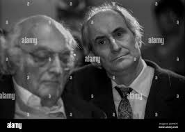 Panel discussion college hi-res stock photography and images