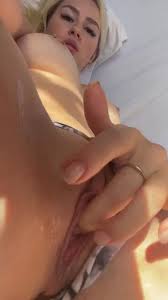 Tiny elena - Porn Videos & Photos - EroMe