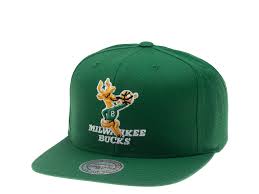 Founded in 1968, the milwaukee bucks were able to get a championship title in 1971. Mitchell Ness Milwaukee Bucks Green Solid Snapback Cap Topperzstore De