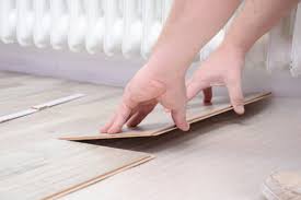 Neben der holzart und behandlung entscheidet vor allem das verlegemuster über die raumwirkung von parkett. Laminat Verlegen Das Sind Die 5 Schlimmsten Fehler