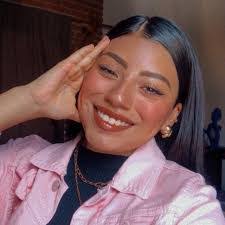 Kimberly Cass's Instagram, Twitter & Facebook