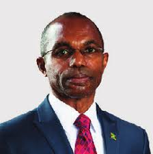 O CONSTITUTIO REFORM COMM ONAL REFORM MITTEE