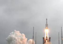 Razzo cinese in caduta, aggiornamento dall'italia con le ultime notizie che parlano di due orbite sul nostro paese tra le 2 e le 7 del mattino. Rudvbrrbmvkoqm