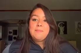 Deanna Alba's Instagram, Twitter & Facebook