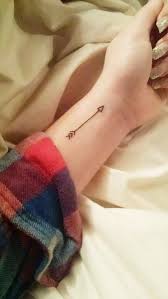Hearts are supposedly red (bloody red). Cute Small Tattoo Designs Tips For Finding The Perfect One For You Body Tattoo Art