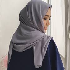 Bekas isteri ally iskandar, farah lee kembali ke malaysia setelah 9 bulan berada di united kingdom kerana menyambung pengajian di sana. Luahan Farah Lee Kes Cerai Dengan Ally Iskandar Media Hiburan