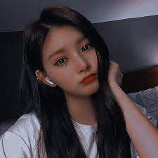 yiren aesthetic icon 𝐄𝐕𝐄𝐑𝐆𝐋𝐎𝐖 gadis ulzzang wanita cantik selebritas