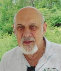 Robert Balint's Instagram, Twitter & Facebook