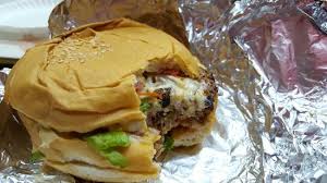 مطعم برجر عريق تعليق لـ Jan Burger والمنامة البحرين Tripadvisor