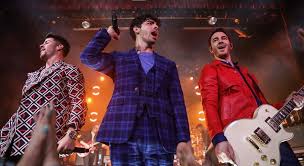 Jonas Brothers Reveal Dates For Happiness Begins Tour