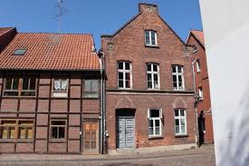 Neben einem großen angebot schöner mietwohnungen finden wohnungssuchende, die in lüneburg eine wohnung mieten wollen, auch eine stabile. Wohnung Mieten In Luneburg Immopionier De Die Suchmaschine Fur Immobilien