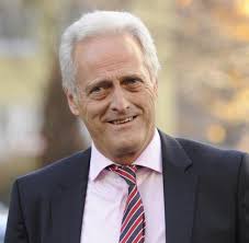Vorsitzender des ausschusses für wirtschaftliche zusammenarbeit und entwicklung. Peter Ramsauer Csu Politiker Welt