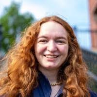 Nicole Garland's Instagram, Twitter & Facebook