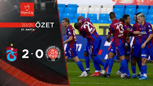 1' mücadeleye fatih karagümrük başladı 10' trabzonspor'da soldan kullanılan köşe vuruşunda iyi yükselen. Xodqr0xphnns M
