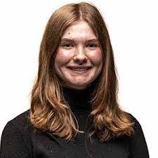 Violet Clements's Instagram, Twitter & Facebook