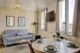 District of paris, duplex paris is 2000 feet from the louver museum and 2600 feet from the pompidou center venue is 9 miles from le bourget airport. 44 Arbre Sec Location Duplex Picture Of Apartments Du Louvre Saint Honore Paris Tripadvisor