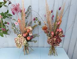 All the flowers are grown using organic practices on the simply rose petals farm on the murray river in swan hill. Dried Flower Bouquet Scottish Bouquet Dried Flowers Dried Flower Bouquet Pretty Flowers
