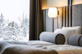 Det har en høyde på 1 883 meter over havet og er fylkets høyeste fjell. Gaustatoppen Sportell In Gaustablikk Norway Reviews Prices Planet Of Hotels