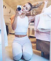 By carola kristiansen posted 4 weeks ago ∗ 2.4k views. Bring Sportswear On Twitter Carola Kristiansen Think Pink Bringsportswear
