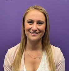 Louisa Powers's Instagram, Twitter & Facebook