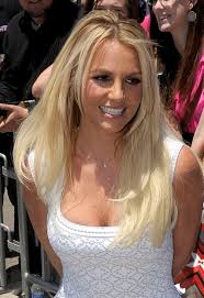 The song's interlude refers to the blockbuster film titanic, where old lady (rose) drops the diamond heart of the ocean, which she found in jack's. Britney Spears Mars Curiosity Tweet About Space The Hollywood Gossip