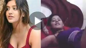 Anjali Arora Viral Video : MMS लीक होने के बाद Anjali Arora का एक और वीडियो  हुआ वायरल, वीडियो देखने के लिए क्लिक करें | Anjali Arora Viral Video: After  MMS leak,