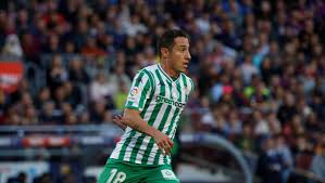 Profile page for real betis football player andrés guardado (defender). Real Betis Andres Guardado Apunta A El Alcoraz