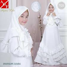 Terlebih lagi untuk busana anak perempuan. Set Gamis 705 Putih Anak Set Baju Muslim Anak Busana Muslim Anak Fesyen Wanita Muslim Fashion Gaun Di Carousell