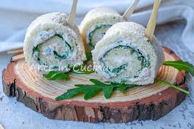 Lavate la lattuga, sbucciate e tagliate il cetriolo a fettine sottili. Antipasti Di Terra Ricette Facili E Veloci Idee Sfiziose