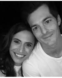 CONGRATULATIONS🥳🎉!!! Mike Youngquist and his love, Sara Rose, have a baby 