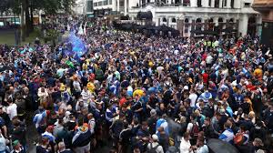 It shares land borders with wales to its west and scotland to its north. 850jgjj6xr8mem