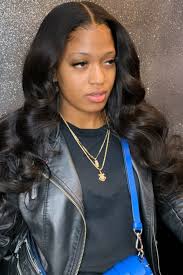 Why does my hair become messy and unmanageable in just one day! 45 Amazing Middle Part Sew In Hairstyles Curly Girl Swag
