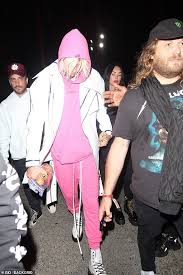 Halsey and machine gun kelly dismissed. Machine Gun Kelly Drapes His Arm Around Girlfriend Megan Fox At Six Flags Theme Park Latest Celebrity News